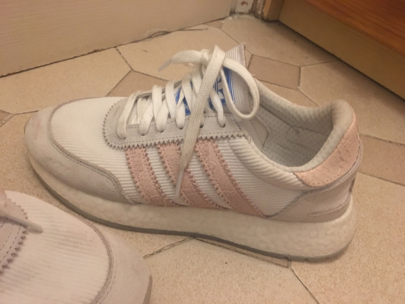 Adidas grise best sale et rose