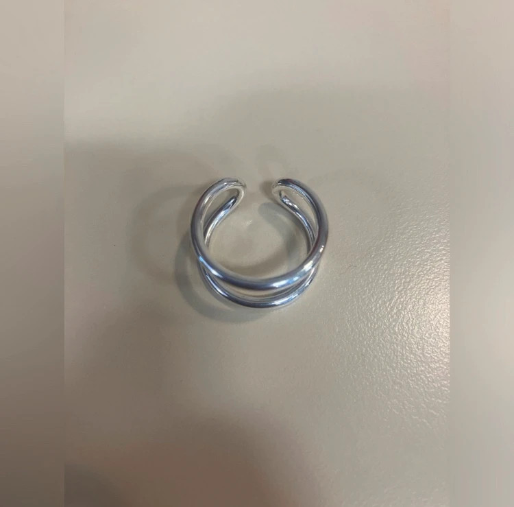 Old navy silver ring 1