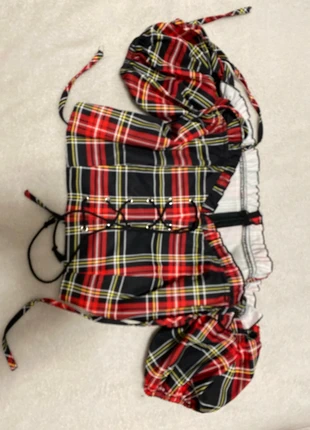 top alternativo, brand: Alternative, condizioni: Ottime, taglia: M / IT 42 / EU 38, €5.00, €5.95 include la Protezione acquisti