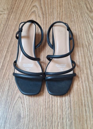 Mules talons noires, marca: H&M, estado: Bom, tamanho: 37, €5.00, €5.95 inclui Proteção do Comprador