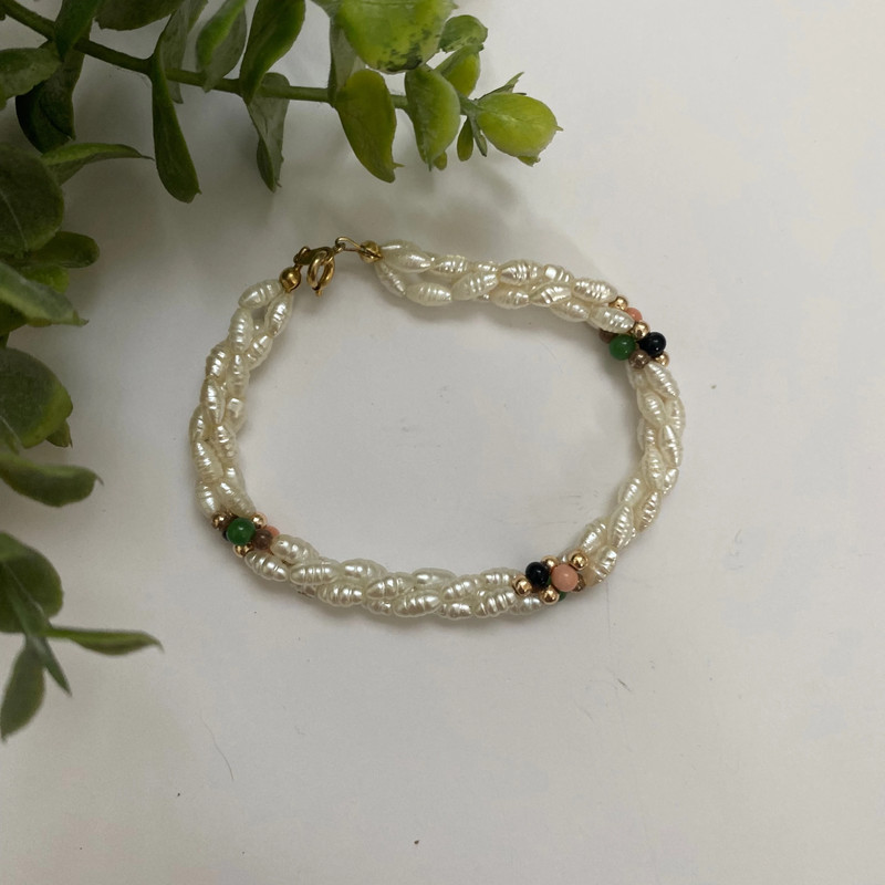 Vintage braided pearl bracelet 2