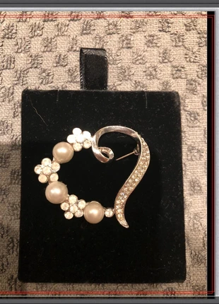 Ladies brand new Jon Richard brooch, merk: Jon Richard, staat: Veelgebruikt, € 2,00, € 2,80 inclusief Kopersbescherming