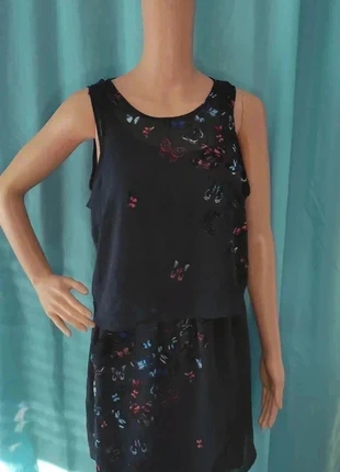 Robe bleue avec motifs papillon taille 36 , marca: Bershka, estado: Muy bueno, tamaño: S / 36 / 8, 10,00 €, 11,20 € Protección al comprador incluida