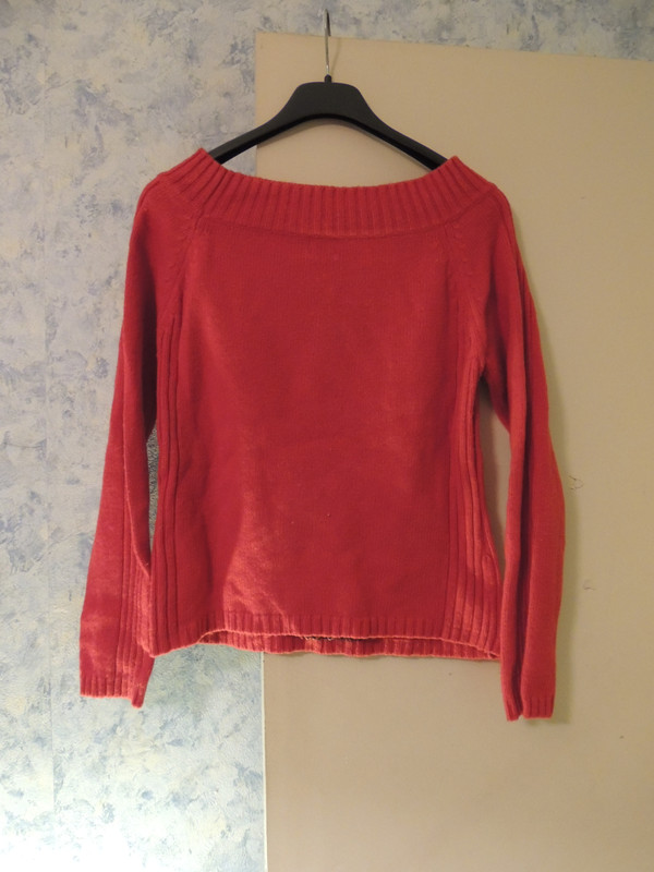 Pull rouge 3