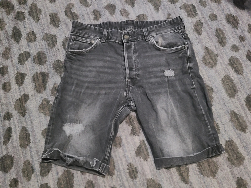 H&M &Denim Black Jean Boho Shorts sz 32 1