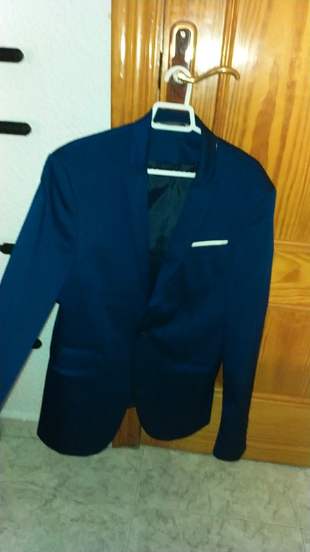 chaqueta y pantalón de Zara hombre -