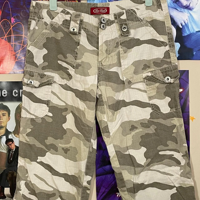 Low Rise Flare Camo Cargo Pants 2