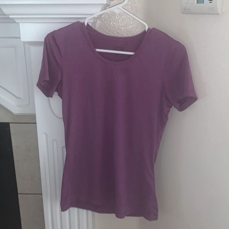 32 Degrees bundle of purple & grey stretchy short sleeve tops 2