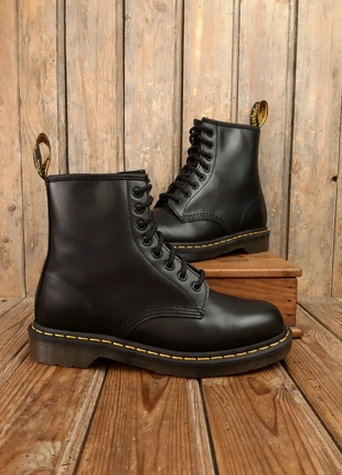 Bottines dr martens cuir smooth noir, brand: Dr. Martens, condition: Very good, size: 40, €140.00, €147.70 includes Buyer Protection Pro