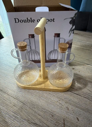 Duo de Carafes à Huile avec Support en Bois, marque: autre, état: Neuf avec étiquette, 15,00 €, 16,45 € Protection acheteurs incluse