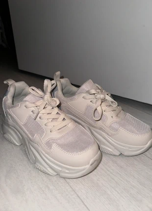 Hoge zool, crème sneaker (unisex), marque: merkloos, état: Neuf sans étiquette, taille: 37, 10,00 €, 11,20 € Protection acheteurs incluse