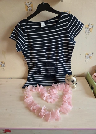 Tshirt manches courtes marine et blanc Camaïeu taille 40, marca: Camaïeu, estado: Muito bom, tamanho: L / 40 / 12, €3.00, €3.85 inclui Proteção do Comprador