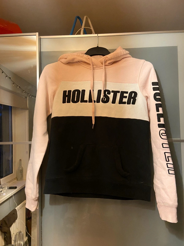 White and clearance black hollister hoodie