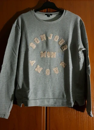 Pull gris kiabi , marque: Kiabi, état: Neuf sans étiquette, taille: M / 38 / 10, 7,00 €, 8,05 € Protection acheteurs incluse