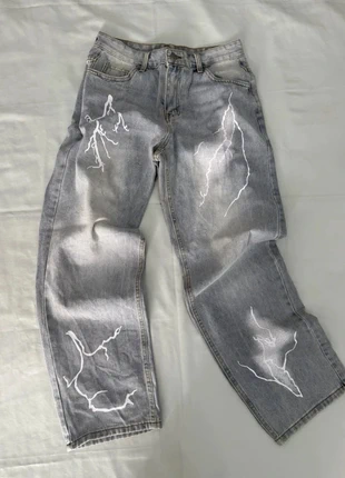 Jeans con effetto fulmine, marke: Denim, zustand: Neu, größe: M, 17,50 €, 19,08 € inklusive Vinted-Käuferschutz