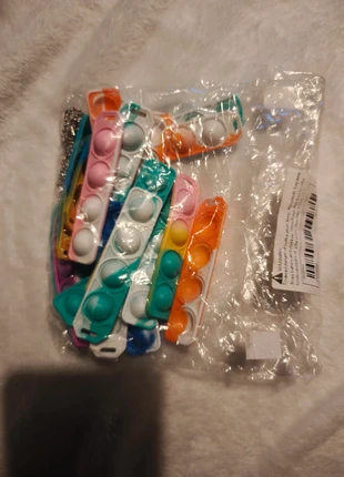 Pack of 20 pop fidget keyrings, brand: POP IT, condition: New with tags, size: One size, £3.00, £3.54 includes Buyer Protection