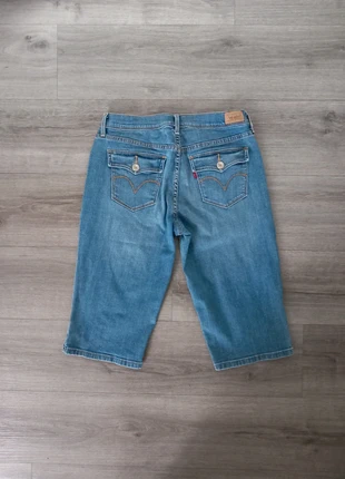 🌞 Short En Jean Levi's Vintage Bleu Taille 36 19180525, brand: Levi's, condizioni: Ottime, taglia: S / IT 40 / EU 36, €15.00, €16.45 include la Protezione acquisti Pro