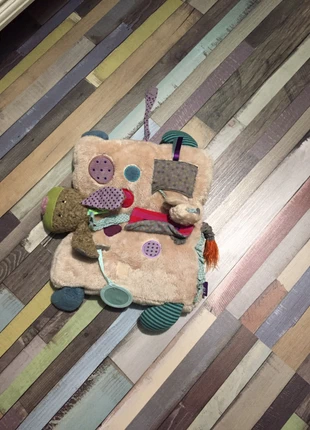 Chien d’activité les jolis pas beaux , marque: Moulin Roty, état: Très bon état, taille: Naissance / 44 cm, 15,00 €, 16,45 € Protection acheteurs incluse
