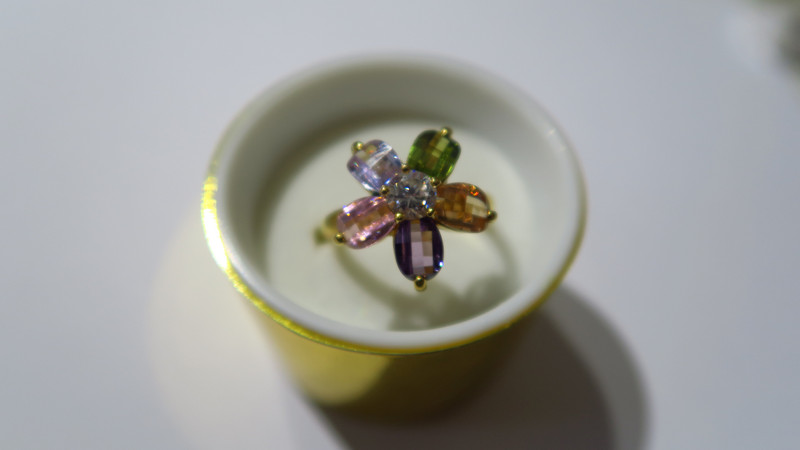 Bague fleur plaqué or + cristaux T60 3