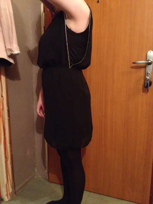 robe droite en voile noire 2