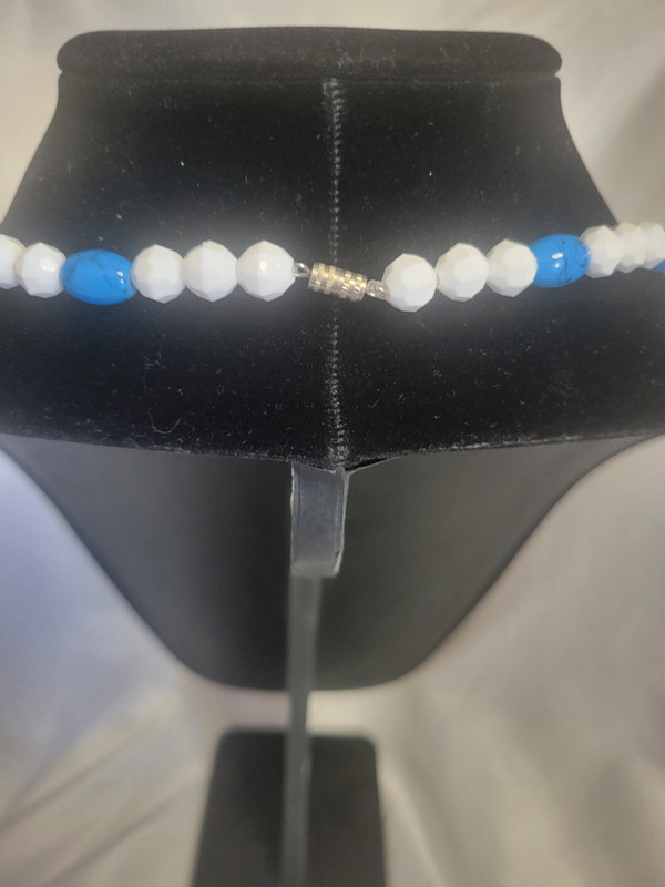 Blue & White Beaded Necklace 4