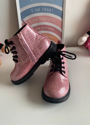 Girls boots, marque: Dunnes Stores, état: Très bon état, taille: 25, 1,50 €, 2,28 € Protection acheteurs incluse