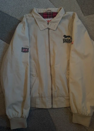 Bomber Lonsdale, marke: Lonsdale, zustand: Neu, größe: M, 65,00 €, 68,95 € inklusive Vinted-Käuferschutz