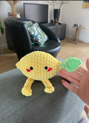peluche citron, marke: Fait Main, zustand: Neu, größe: 3 Jahre / 98, 6,00 €, 7,00 € inklusive Vinted-Käuferschutz