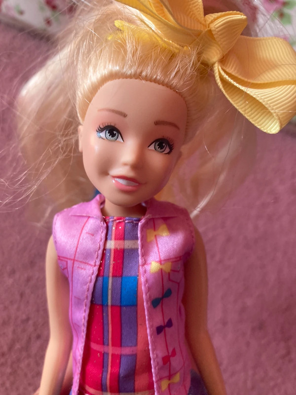 Jojo Siwa doll Vinted