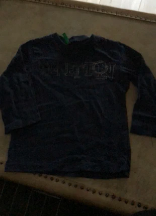 T-shirt manches longues taille 1an 82 cm, brand: United Colors of Benetton, condizioni: Ottime, taglia: 9-12 mesi / 74 cm, €3.00, €3.85 include la Protezione acquisti