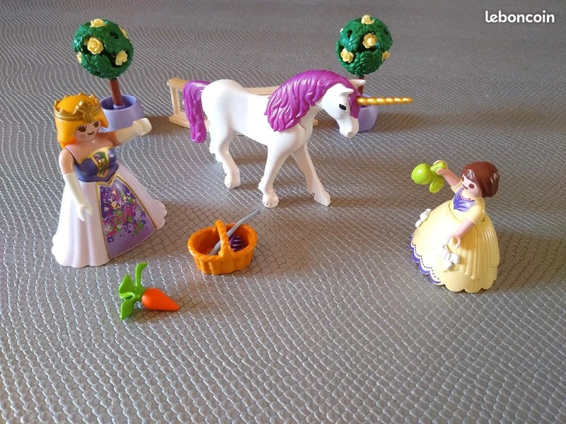 Valisette princesses avec licorne Playmobil – 70107 – –