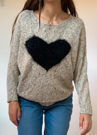 Pull motif coeur noir beige, marca: Boutique Parisienne, estado: Muito bom, tamanho: M / 38 / 10, €15.00, €16.45 inclui Proteção do Comprador