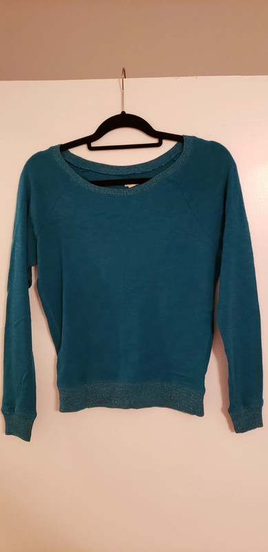 Teal light weight long sleeve tee 1