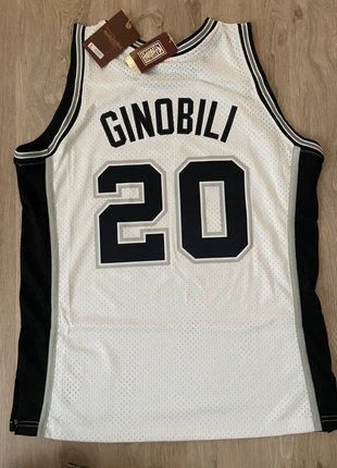 NBA Jersey Canotta Ginobili San Antonio Spurs 2002-03 Size L, marque: Mitchell & Ness, état: Neuf sans étiquette, taille: L, 39,99 €, 42,69 € Protection acheteurs incluse
