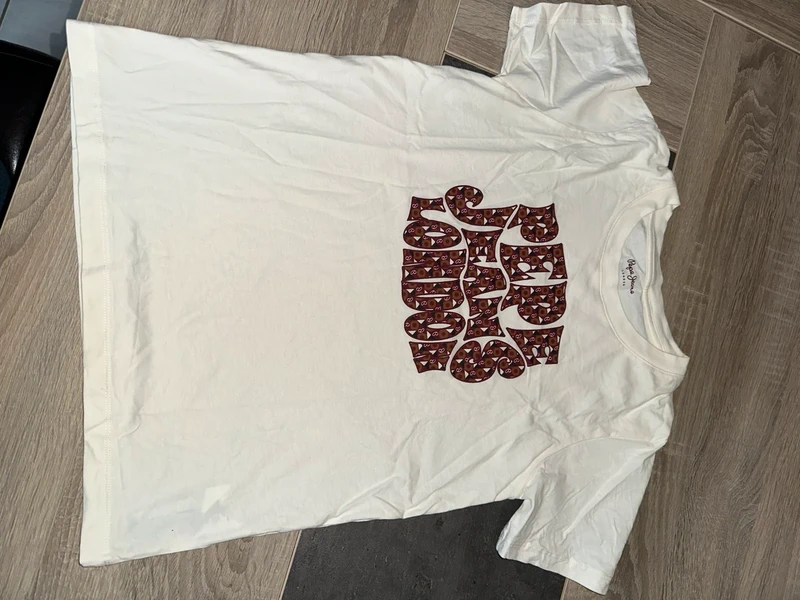 Tee-shirt