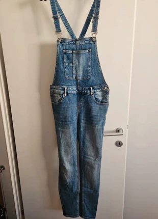 FB Sister Dungarees Skinny, marke: FB Sister, zustand: Sehr gut, größe: M / 38 / 10, 5,00 €, 5,95 € inklusive Vinted-Käuferschutz