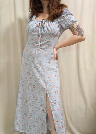 Light Blue Floral Puff Sleeved Midi Dress, merk: Shein, staat: Heel goed, maat: M / 38 / 10, € 4,00, € 4,90 inclusief Kopersbescherming