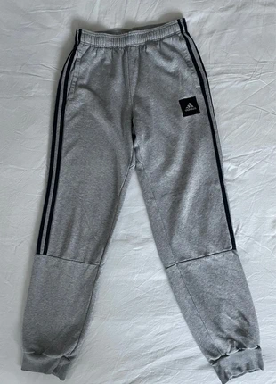 Jogging Adidas pour homme, merk: adidas, staat: Goed, maat: M, € 8,00, € 9,10 inclusief Kopersbescherming