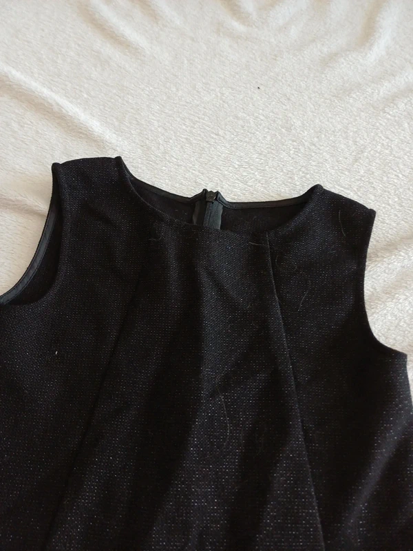 Robe noir 8 ans - photo numéro 4