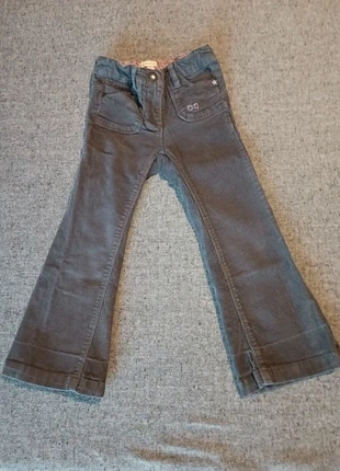 Pantalon velours bootcut gris, Vertbaudet, 4 ans, marke: Vertbaudet, zustand: Sehr gut, größe: 4 Jahre / 104, 3,00 €, 3,85 € inklusive Vinted-Käuferschutz