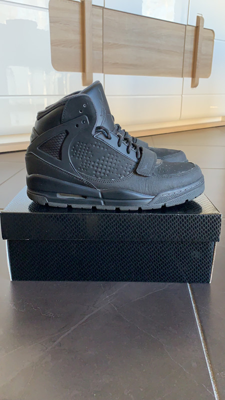 Air jordan 2025 taille 41