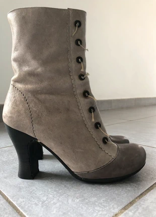 Bottines cuir Gold Button, marke: GOLD BUTTON, zustand: Sehr gut, größe: 39, 60,00 €, 63,70 € inklusive Vinted-Käuferschutz