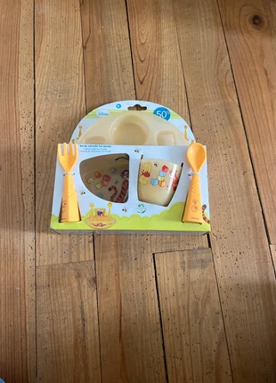 Set de table, brand: Disney, condizioni: Nuovo con cartellino, taglia: 6-9 mesi / 68 cm, €3.00, €3.85 include la Protezione acquisti