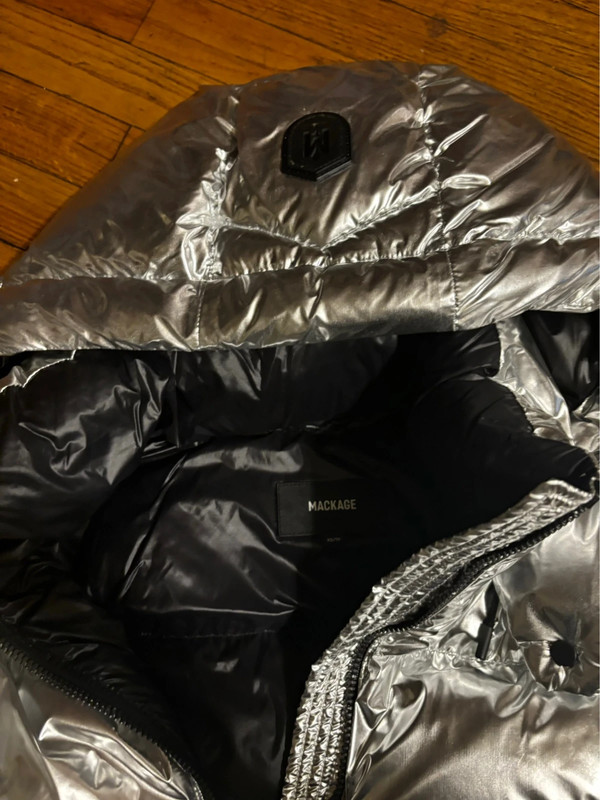 uthentic Silver Mackage bubble coat - 3