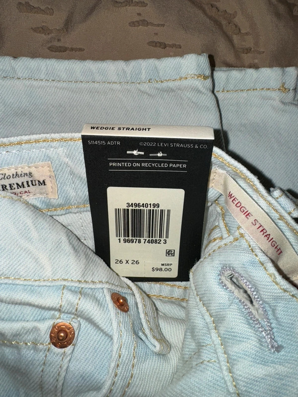 Wedgie straight Levi’s 4