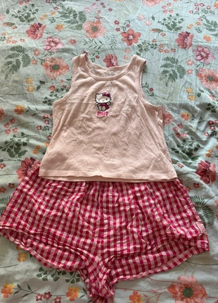 Hello Kitty pyjama, brand: Primark, condizioni: Ottime, taglia: XL / IT 46 / EU 42, €4.00, €4.90 include la Protezione acquisti