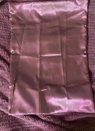 4 Fronhas de cetim, estado: Novo com etiquetas, tamanho: Outro, €5.00, €5.95 inclui Proteção do Comprador