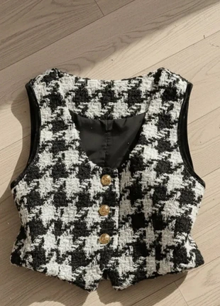 gilet élégant noir et blanc, brand: Elegant, condition: Very good, size: S / 36 / 8, €25.00, €26.95 includes Buyer Protection