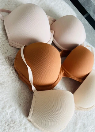 Lot de soutien-gorge, marca: Shein, estado: Novo sem etiquetas, tamanho: 70B, €7.99, €9.09 inclui Proteção do Comprador