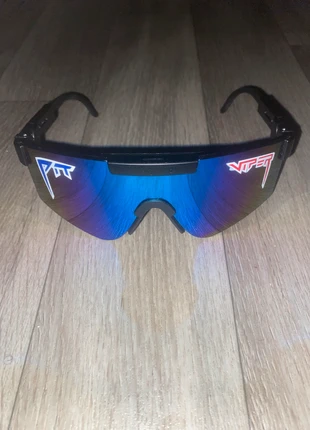 Lunettes de soleil sportives polarisées neuves jamais portées et sans défauts, condition: New without tags, €3.50, €4.38 includes Buyer Protection